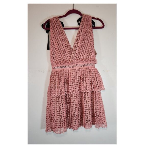 Self Portrait Bow-detailed Tiered Guipure Lace Mini Dress In Pink - Picture 6 of 8